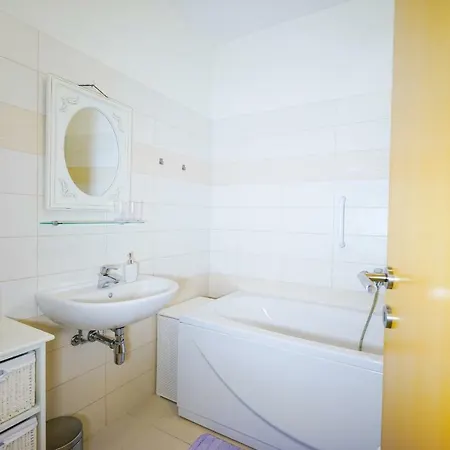 Apartman Nath *